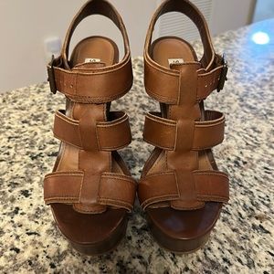 Steve Madden brown leather platform wedge size 6.5